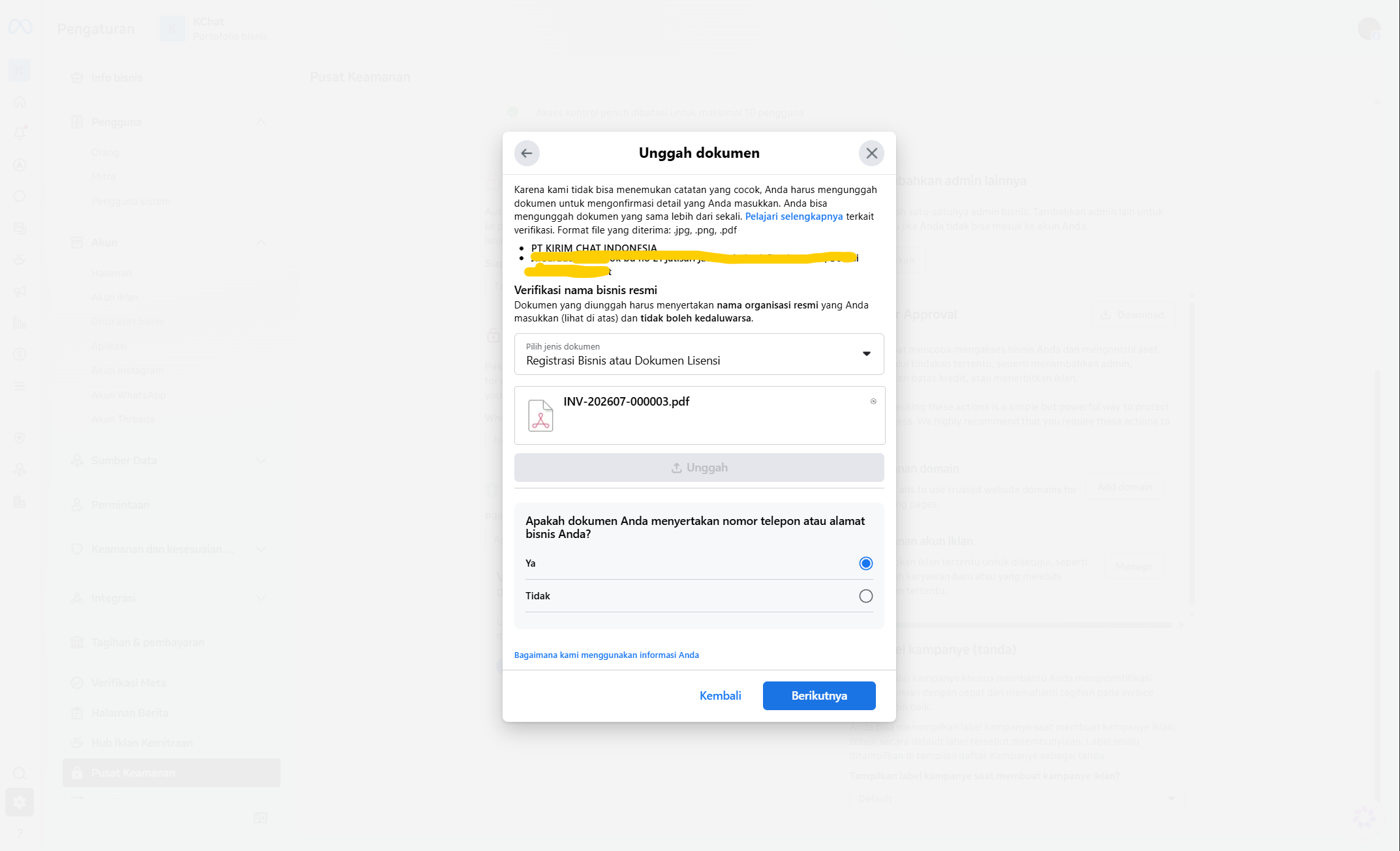 Dialog Unggah dokumen Meta dengan registrasi bisnis, file PDF, dan konfirmasi alamat atau nomor telepon